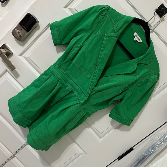 Day + Moon green shorts romper with pockets and snap waist - Picture 3 of 13